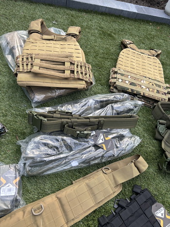 Afbeelding 3 van Te Koop: Complete Airsoft Set Alles wat je nodig hebt voor je gear!