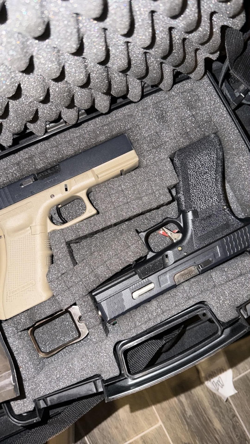 Bild 1 für Modded Glock 18c en 17