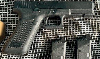 Image 5 pour Colt M4 Hornet AEG en Glock 17 Gen 5 GBB en veel extra