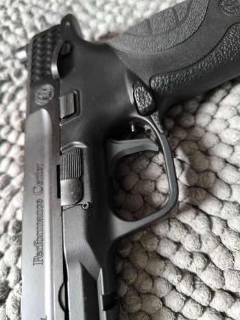 Afbeelding 5 van Tokyo Marui M&P9L PC Ported Met upgrades en 4 magazijnen