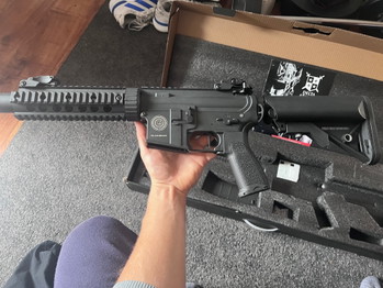 Imagen 2 de AR15 mit schnelltrigger, 2 Akkus und passenden Ladegerät.