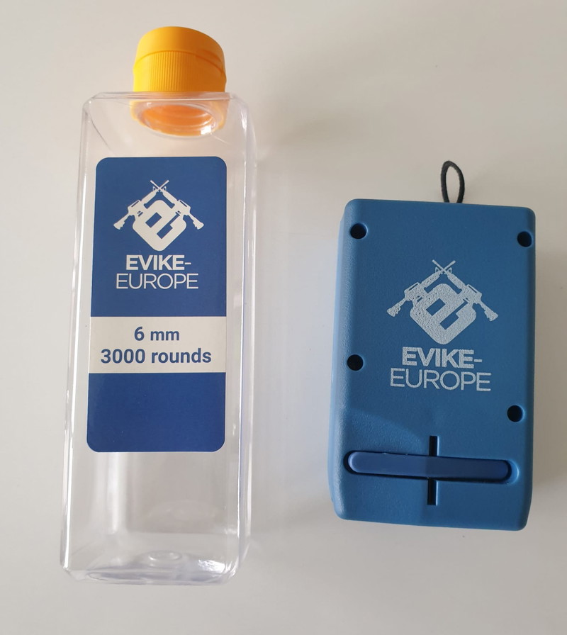 Imagen 1 de EVIKE  Winding 6mm BB Speed Loader for M4 / M16 Airsoft Magazines