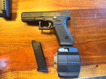 Bild 4 für HK 416 + Glock 17 Gen. 5 inkl. umfangreichem Zubehör