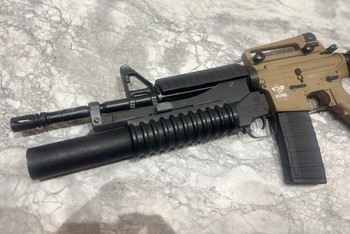 Afbeelding 4 van M4 CAR15 + M203 | G&G | AEG | ETU