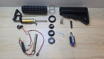Afbeelding 3 van Upgraded Brushless Tokyo Marui M4 NGRS (originele doos)