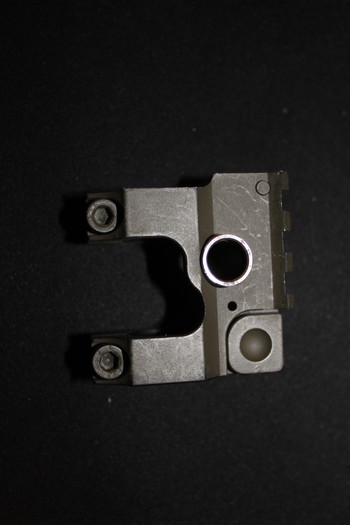 Image 4 for M4/AR15 Gas Block Picatinny Rail Folding Front Sight (zwarte base, olive drab spray painted)