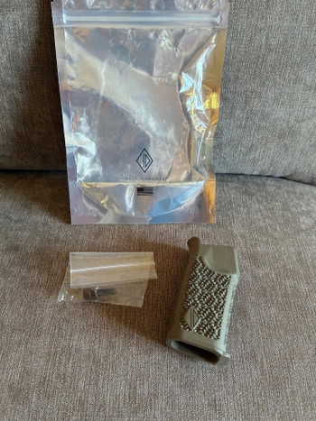 Image 2 for Irregular Defense Special-K grip FDE
