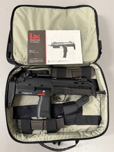 Afbeelding van VFC Heckler und Koch MP7 A1 GBB Softair V2, WE Glock 17 Gen. 3 CNC Stahlschlitten GBB 6mm BB schwarz, KWA M93R II GBB sowie Zubehör