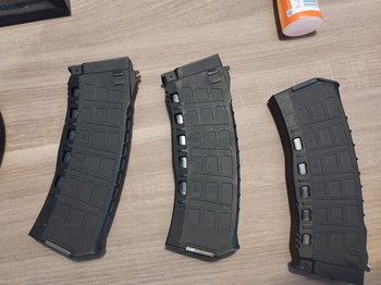 Imagen 3 de lot chargeur type ak12 rpk 16 tambour et 3 mid cap real cap