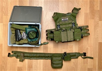 Image 3 for Warrior Assault Systems OD set; Recon plate carrier (pathfinder) en combat belt (Low Profile, Direct Action mk1) met diverse (extra) pouches en camelbak.