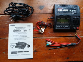 Imagen para Chargeur Batterie LiPo / LiIo / LiMn / LiFe - NiMH / NiCd - Pb