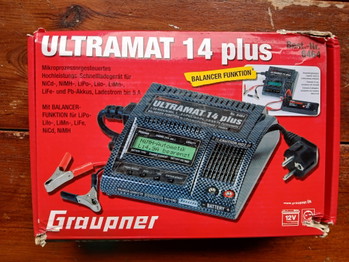 Image 4 for Chargeur Batterie LiPo / LiIo / LiMn / LiFe - NiMH / NiCd - Pb