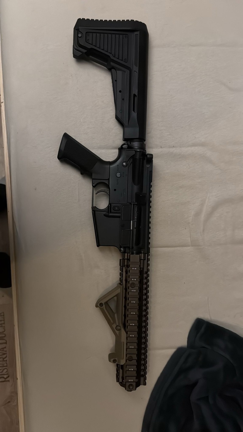 Image 1 pour Tokyo Marui NGRS M4/MK18 build volledig upgraded