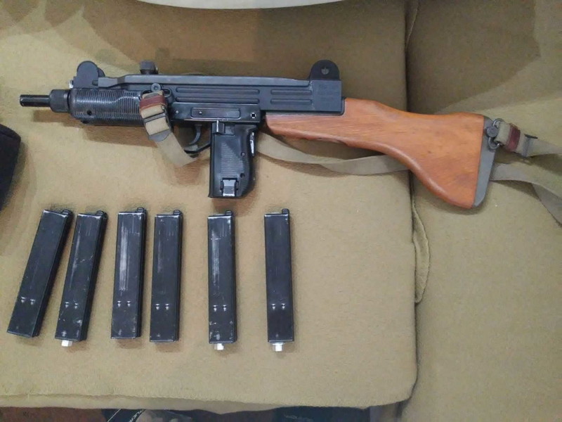 Bild 1 für custom bouw Uzi