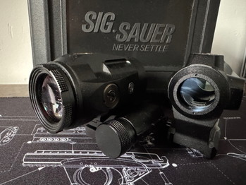 Image 4 for Sig reddot set
