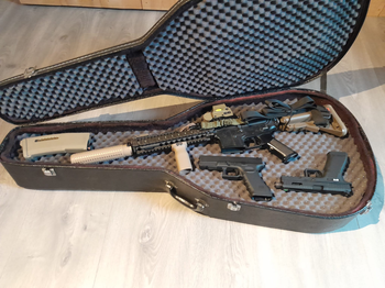 Bild 2 für Zeer unieke airsoft case