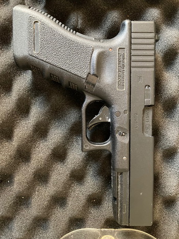 Bild 2 für Glock 17 + extra Magazin und Koffer