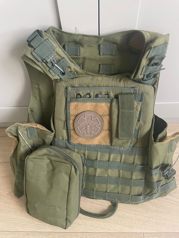 Afbeelding 2 van tactical vest army green met pouches