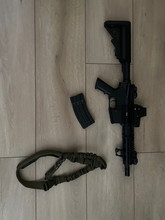 Image pour Golden eagle cqb m4 met red dot