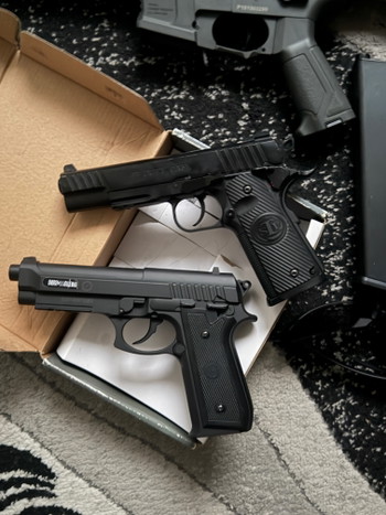 Image 2 for complete airsoft set