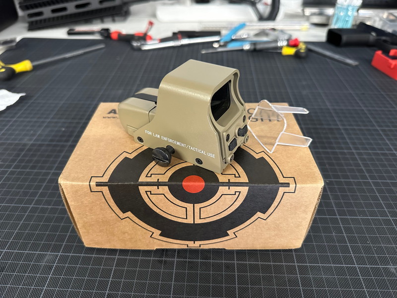 Image 1 for Red dot