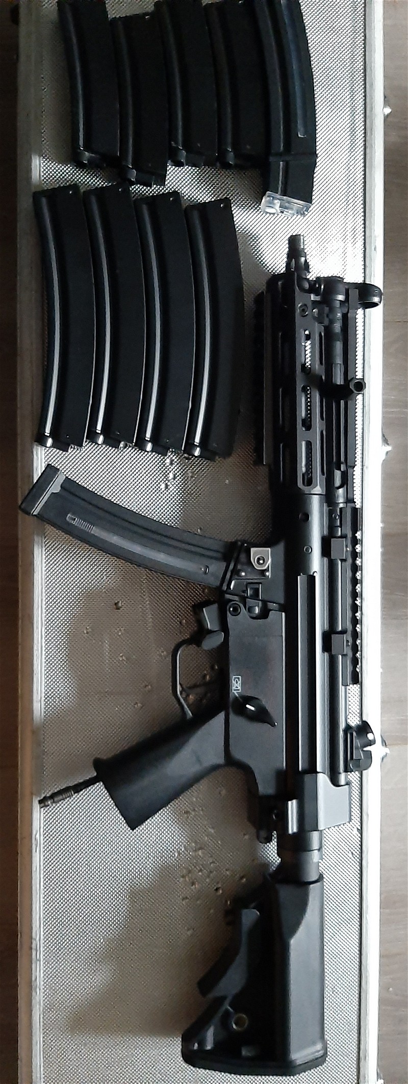 Image 1 for Hpa mp5 met vele mags.