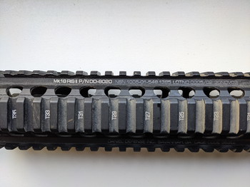 Afbeelding 3 van RIS Daniel Defense MK18 RIS II 9.5 - Black