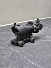Imagen para Red/Green Dot met Iron Sights