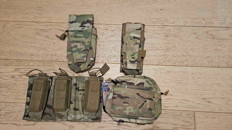 Image 1 for Multicam pouches