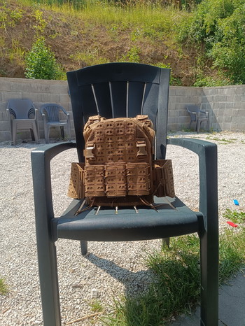 Image 2 for Novritsch tan vest