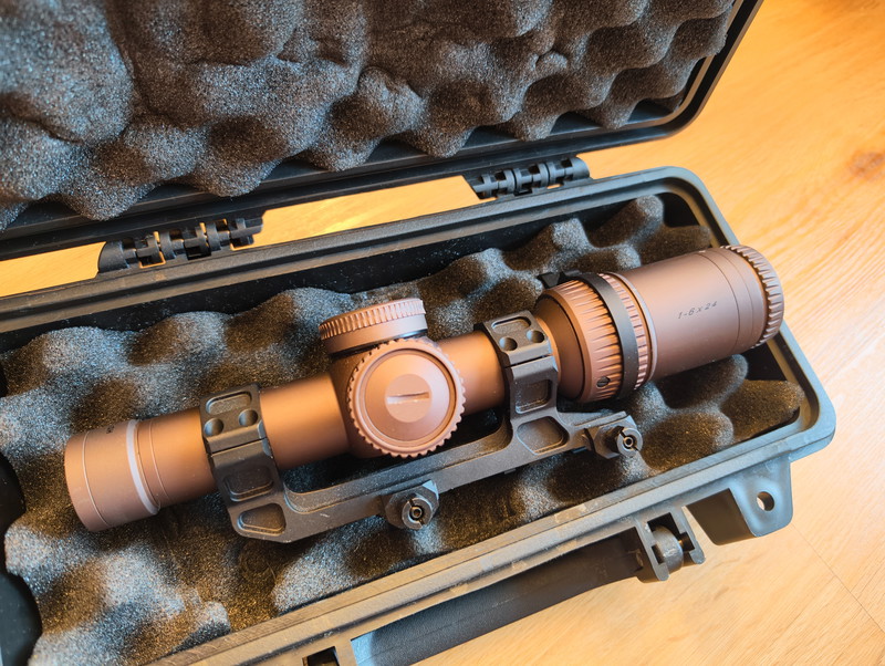 Image 1 pour Ares 1-6x LPVO Vortex Razor HD copy