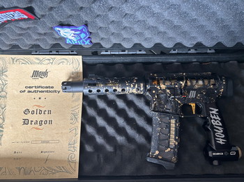 Bild 2 für Monk customs golden dragon x ampedAirsoft lil wes