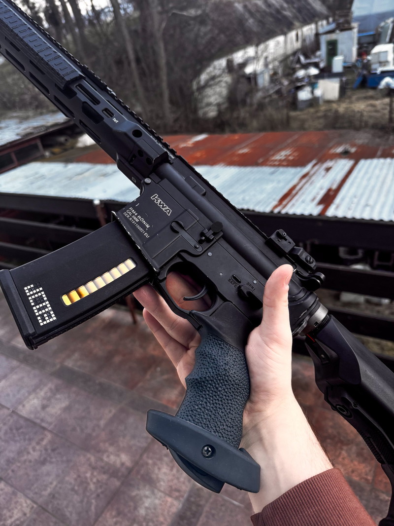 Imagen 1 de KWA RONIN RM4 DMR 2.4J EBB TITAN | GATE ETU | 3 MAGS + BOX