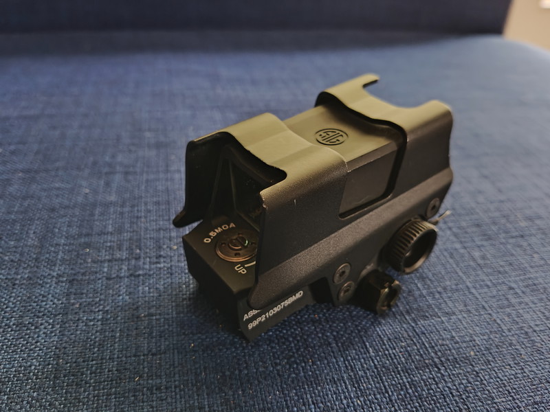 Image 1 for Sig Romeo8T