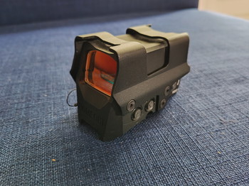 Image 2 for Sig Romeo8T