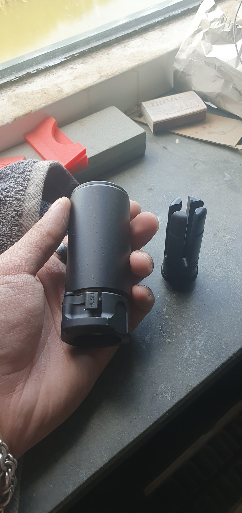 Image 1 pour Surefire Warden QD Suppressor Repro