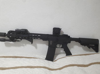 Imagen 3 de AEG Specna Arms FLEX con batería y extras