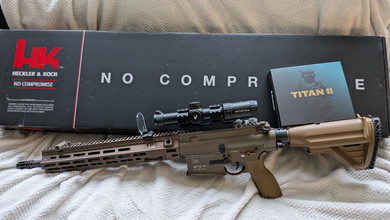 Image pour Umarex M110A1 AEG met Gate Titan II