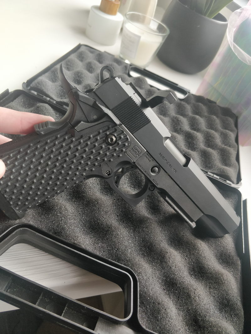 Afbeelding 1 van Black Hi Capa