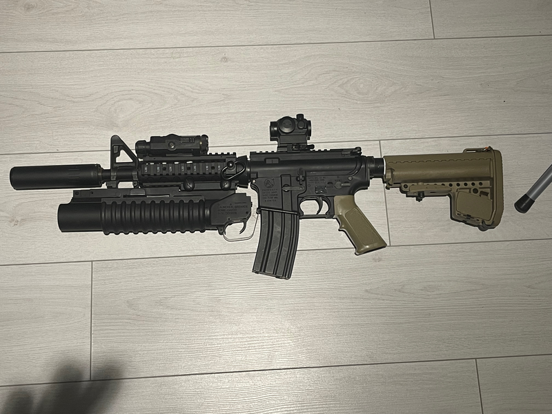 Afbeelding 1 van Te koop: Tm NGRS CQBR m4 met accessoires.