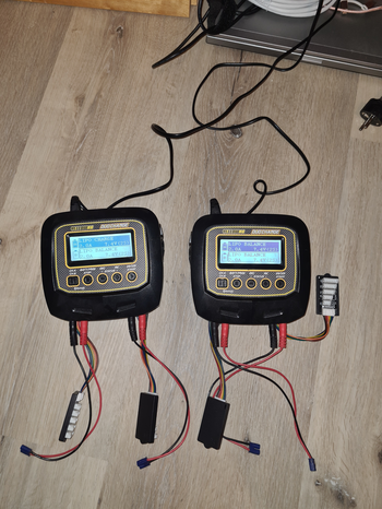 Imagen 2 de YellowRC, SkyRC balancer, lader, charger