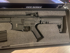 Image for M916G UTR556 - BLACK