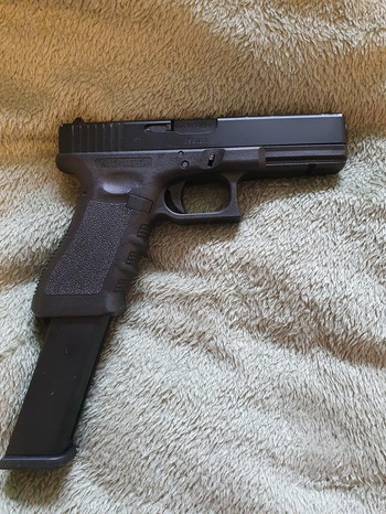 Afbeelding 4 van Glock 18c Umarex met 3 mags