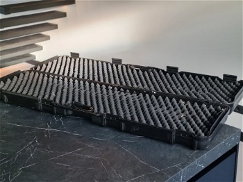 Afbeelding 2 van Grote Hardcase / koffer117x29x12cm voorzien van schuim (zwart)