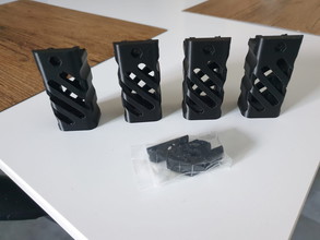 Afbeelding van 4 splinternieuwe skeleton grips (verkeerd besteld)