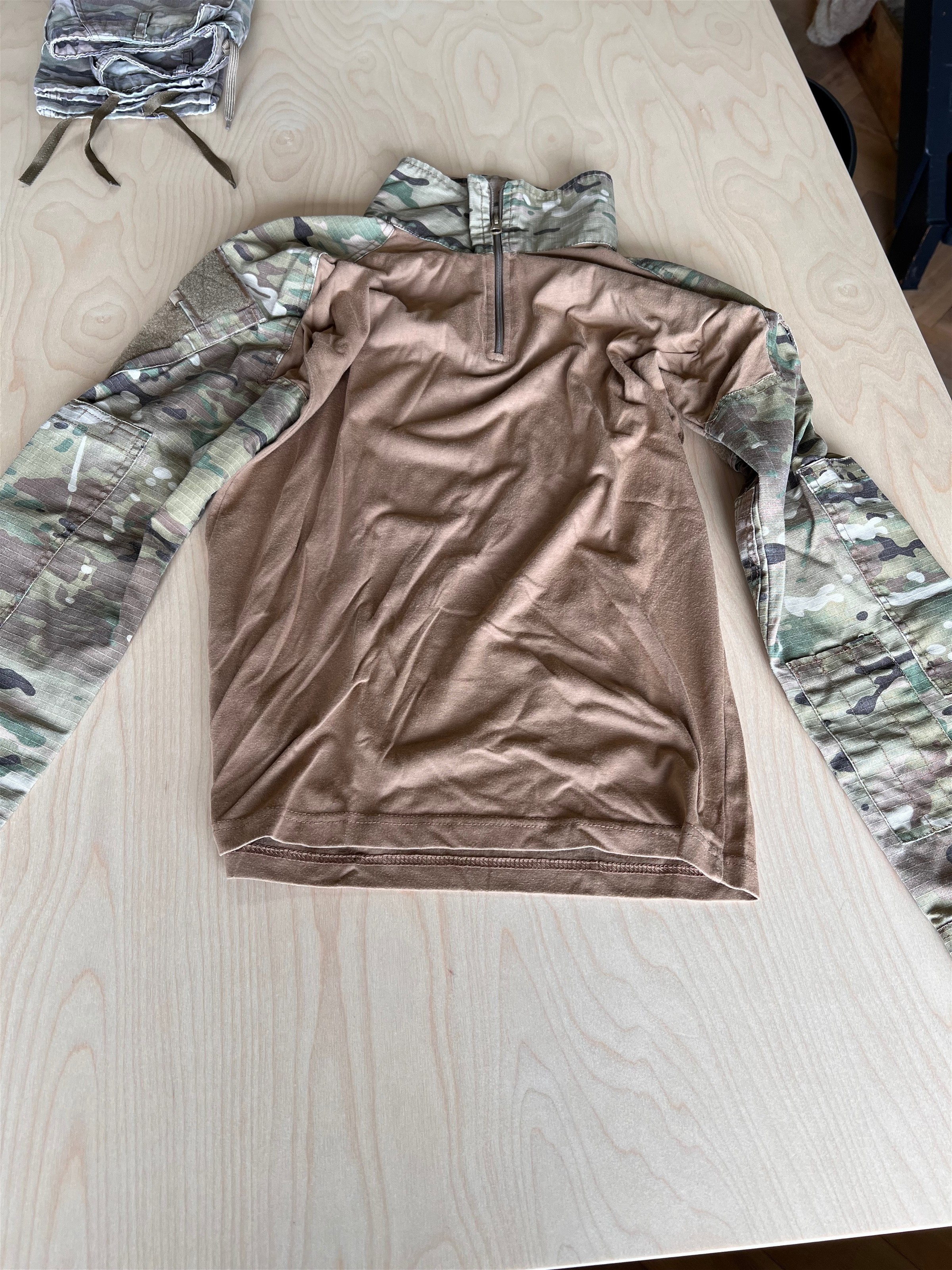 kraan duizelig eb Invader shirt en broek (maat S) - Airsoft Bazaar