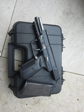 Image 2 pour Five seven tokyo marui ( 2 magazijnen)