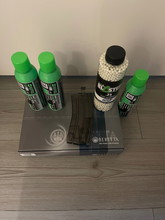 Image for Beretta M9 | GBB | KWA/Umarex, 3 mini green gas flessen, 0.25g | Alpha Blaster Green Tracer BB | 3300rds | Green | ASG,  speedloader