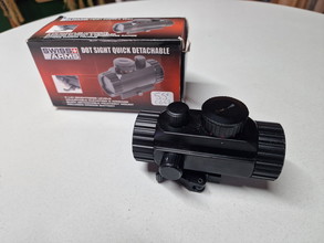 Bild für Red dot Swiss arms