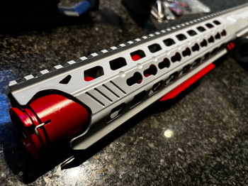 Imagen 7 de G&G GC16 Predator met NES paintjob (body only)